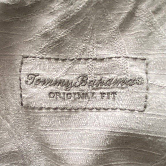 TOMMY BAHAMA 100% Silk Grey Floral Aloha Hawaiian Tropical Shirt Men M Medium - Picture 5 of 7